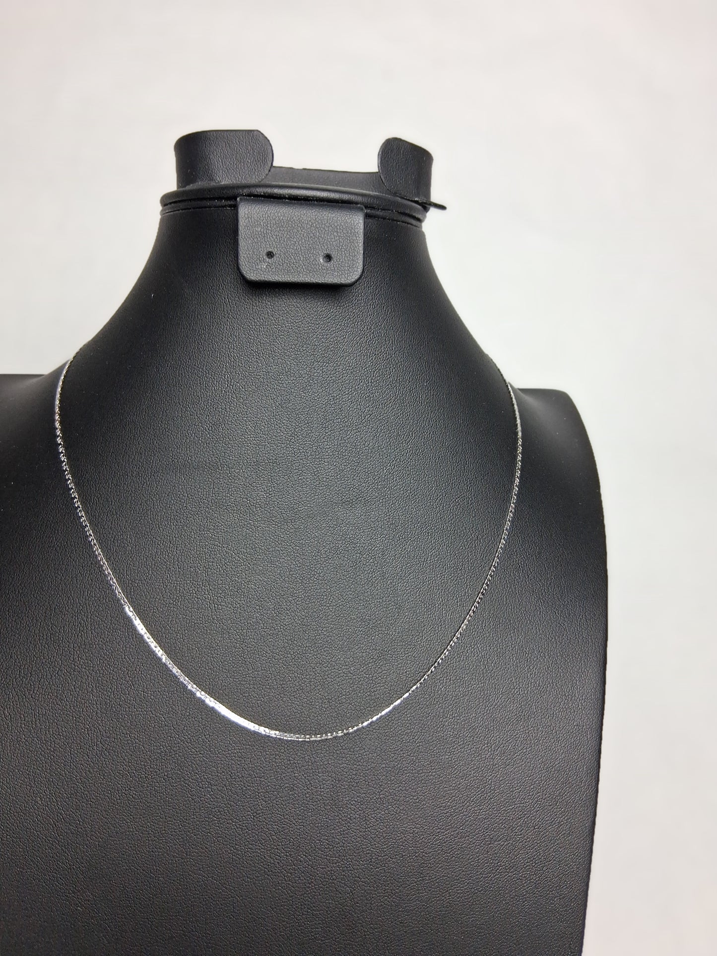 Whispers of Grace – Dainty 18K White Gold-Plated Heart Necklace