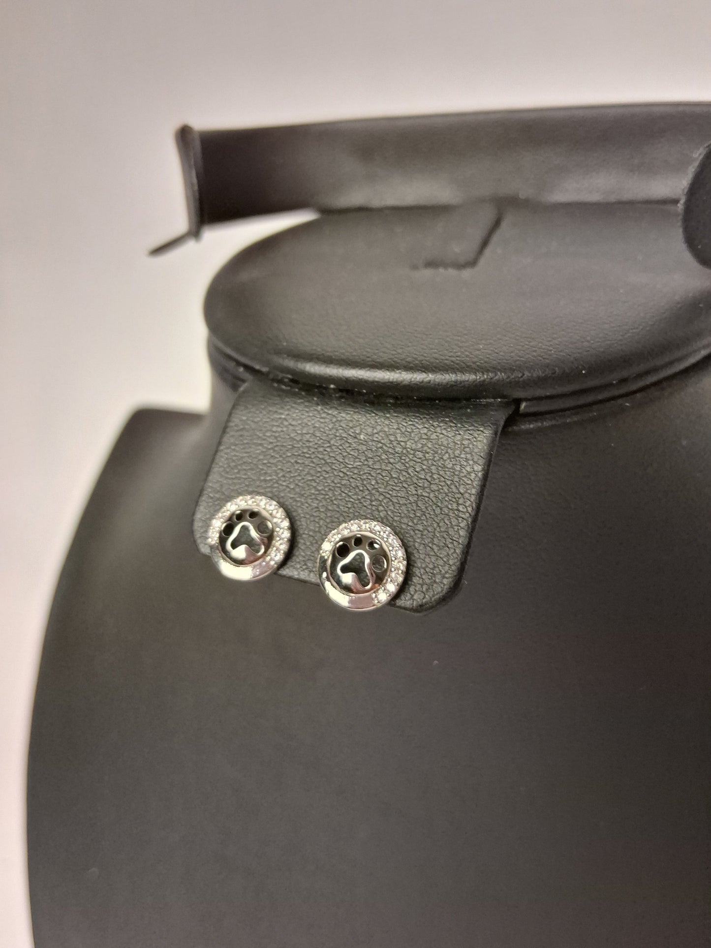 Paw Earrings