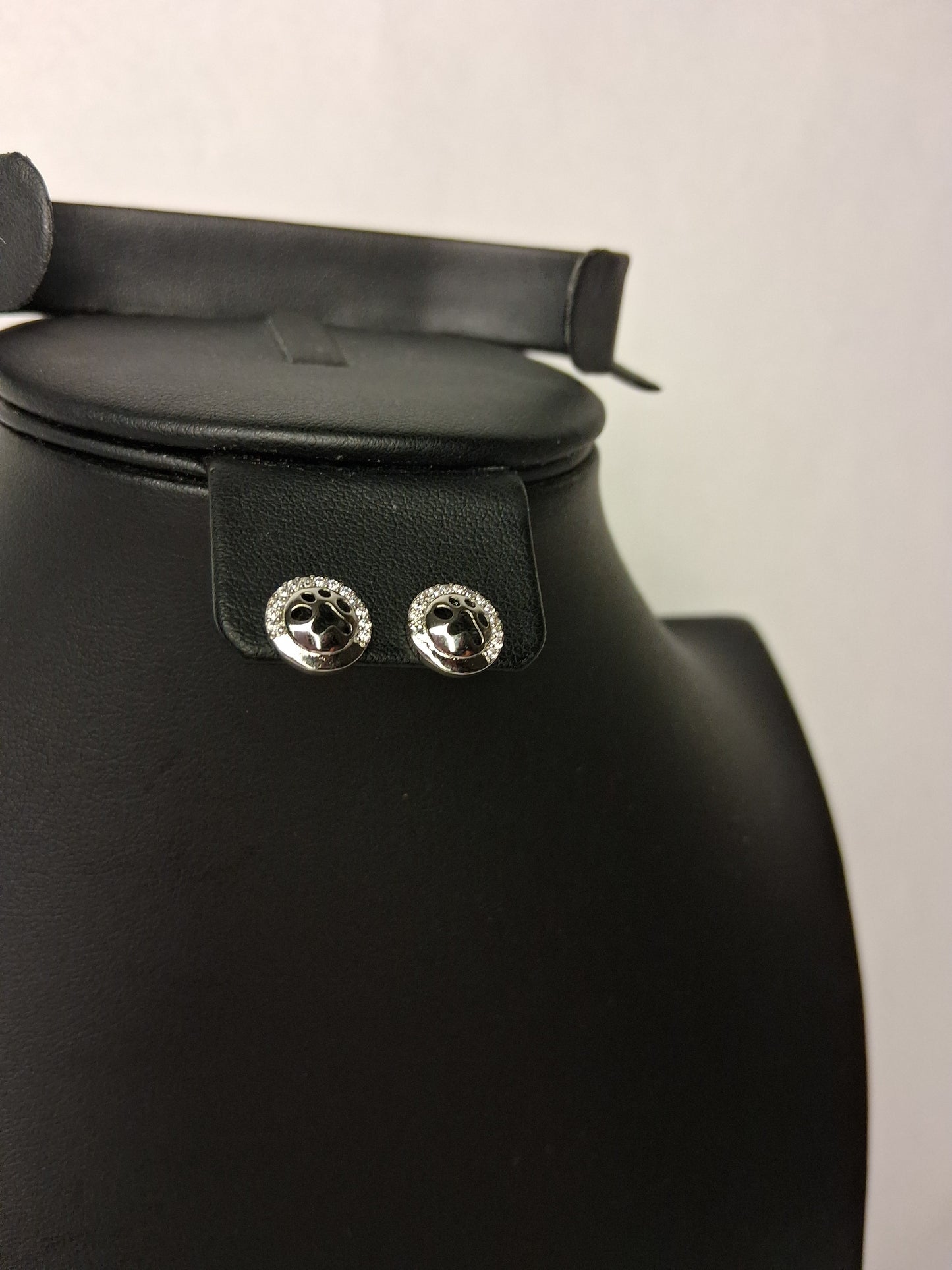 Paw Earrings