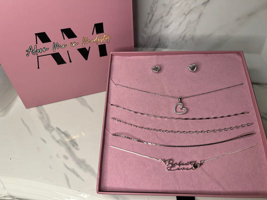 Perfectly Loved Necklace - 7 pc Box in White Gold