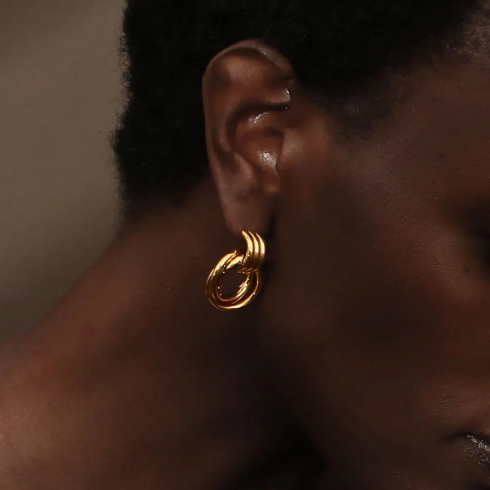 Divine Trinity Earrings - Gold Interlocking Circle Earrings
