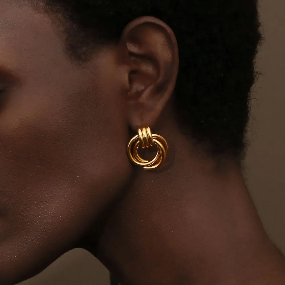 Divine Trinity Earrings - Gold Interlocking Circle Earrings